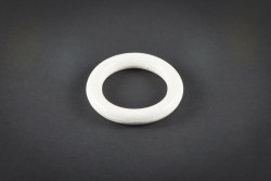 Dřevěný kroužek -  bílí Ø 28mm