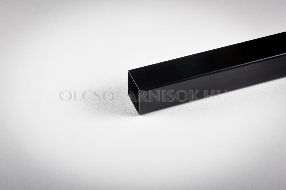 Quatro rúd 20x20mm színe Fekete 140 cm